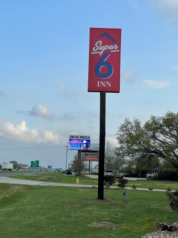 Super 6 Inn Carencro Exterior foto