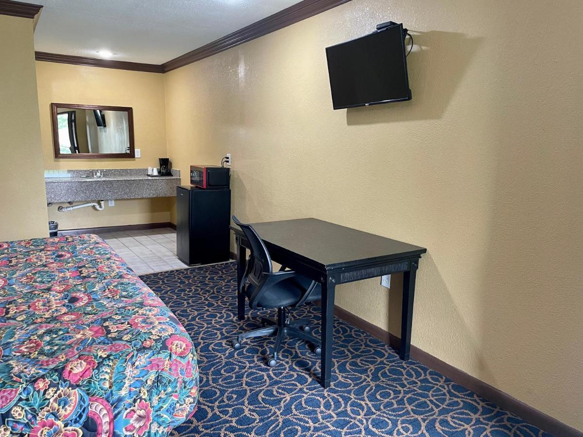 Super 6 Inn Carencro Exterior foto